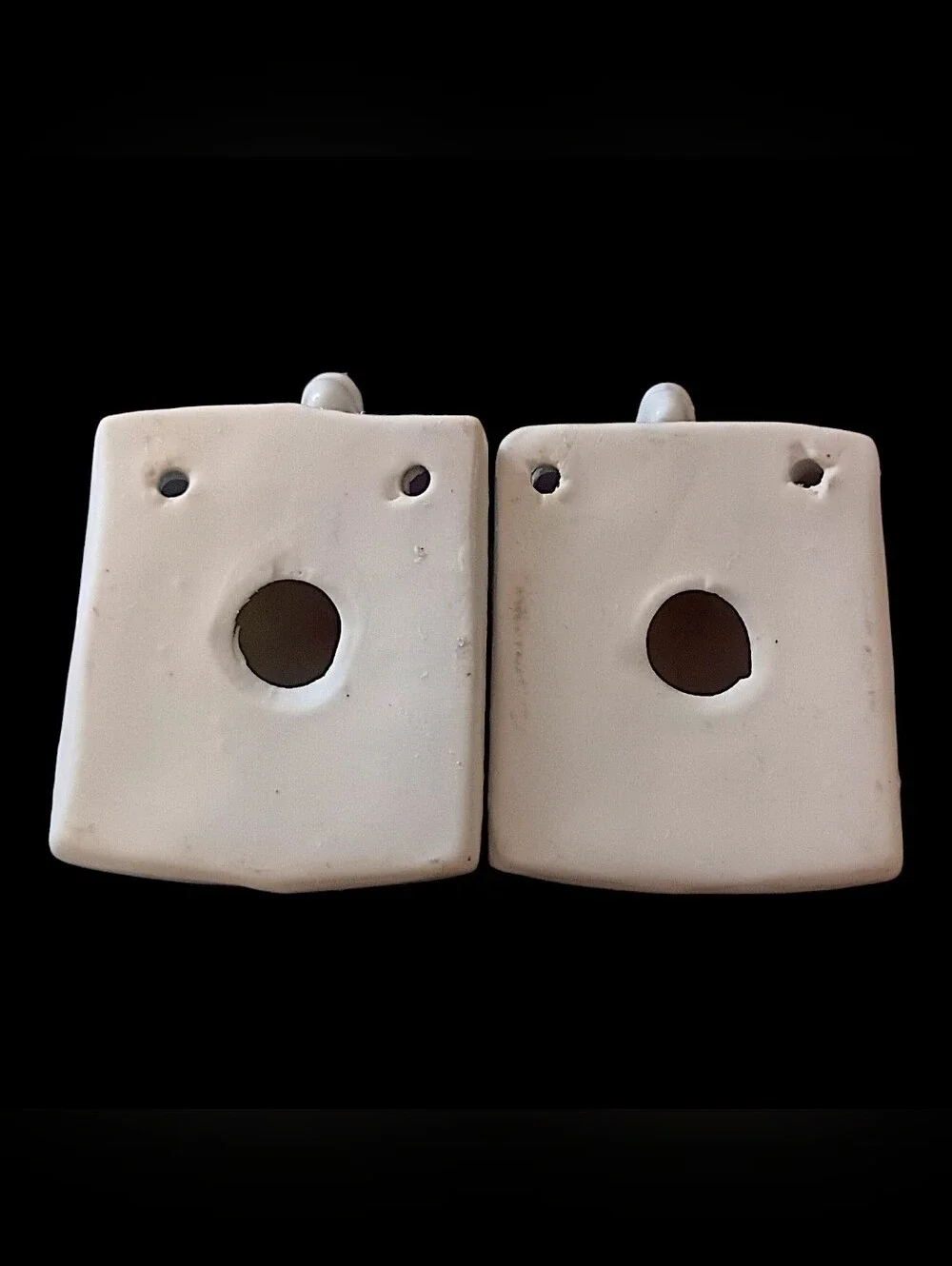 2 Vtg Rooster Wall Hooks Ceramic White Farmhouse Chicken Coat Hat Towel Rustic